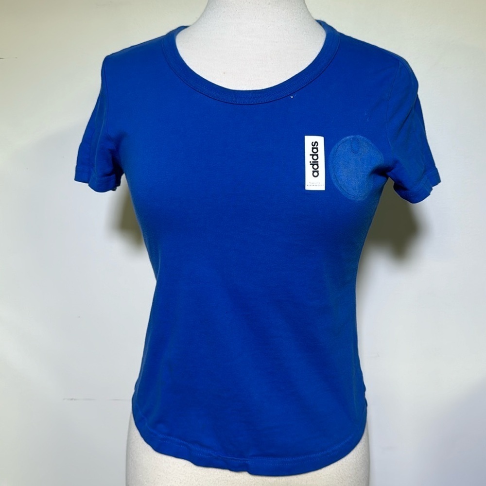 Adidas Woman’s T-Shirt Size XS